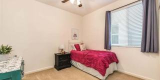 NICE TWO STORY HOME IN WEST ROSEVILLE! Gallery 22