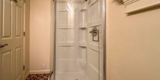 2745 DOWNING Street Gallery 22