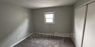 2327 Eastview Ave. Gallery 13