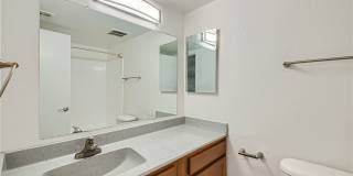 Rise Midtown Apartments Gallery 34