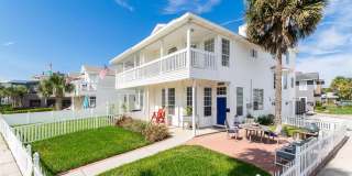 2102 FIRST Street Gallery 1