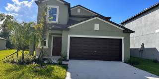 Spacious 5BR House in Lakeland Gallery 11