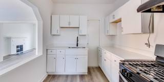 3047 W Berteau Avenue Gallery 7