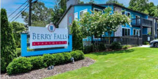 Berry Falls Gallery 15