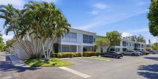 6273 Bay Club Dr Gallery 1