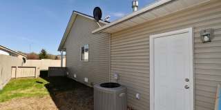 3 bed 2 bath rancher with office Gallery 34