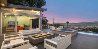 7275 Mulholland Dr Gallery 4