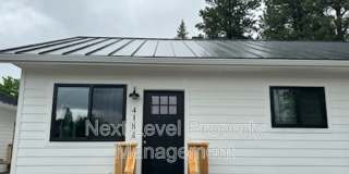 418 Maple Drive - A Gallery 1