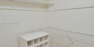 6884 N Kendall Dr Gallery 56