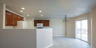 Coming Soon! 3 BR/2.5BA | Newly Renovated Single Family Home | 1-Car Covered Parking | Gated backyard Gallery 10