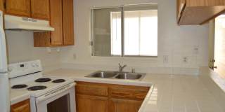 2 BR, 1 and 1/2 BA Condo with 2 Parking Space Gallery 11
