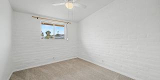 223 W Knox Drive Gallery 20