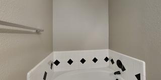 352 Meadow Gallery 7