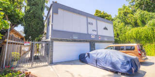 1825 Beloit Ave. Gallery 18