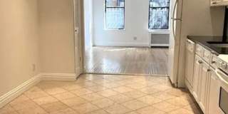 206 East 34th Street Gallery 3