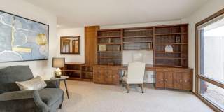Beautiful 5 bed/4 bath + Den in Desirable Paradise Valley Gallery 35