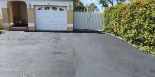 19712 NW 82nd Pl Gallery 1