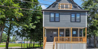 161 4th St Gallery 39