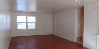 5615 44th Street Gallery 3