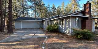 $500 off 1st Month's Rent!!! Charming Home on .25 acre Lot! Gallery 1