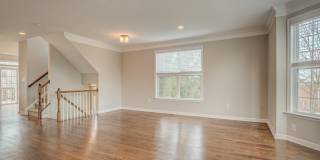 42451 MAGELLAN Square Gallery 7