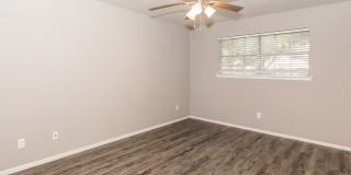 Camelot Apartments Gallery 7