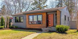 1204 Woodlawn Gallery 1