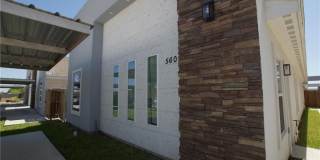 5609 Ozark Avenue Gallery 1