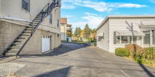864 S Main Street Gallery 20