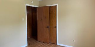3 BEDROOM IN BELTON Gallery 17