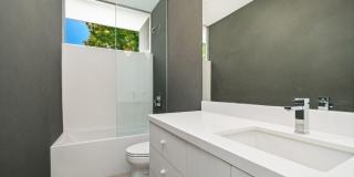 72975 Willow Street Gallery 30