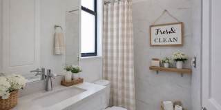 714 W 12th Street Gallery 13