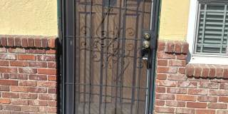 Well located 1 Bedroom near the Nugget Gallery 1