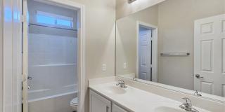 5389 HOLLYMEAD Drive Gallery 33