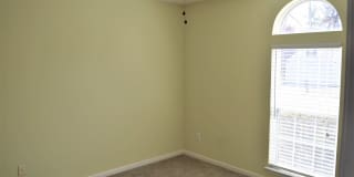 Cute Ranch Style Home - Fenced Yard Gallery 12