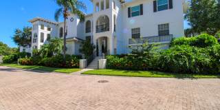BEACH CLUB***BREAKWATER OF PELICAN BAY***3 BEDS/2.5 BATHS***FURNISHED SEASONAL*** Gallery 3