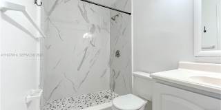 192 SW 62nd Ter Gallery 40