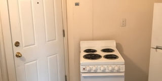 1507 Wilson Ave. Gallery 17
