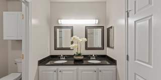 Roebling Row Gallery 82