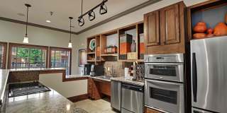 Avanti Hills at the Galleria Gallery 7