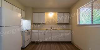 3-Bedroom Home Near Dining and Shopping Gallery 26