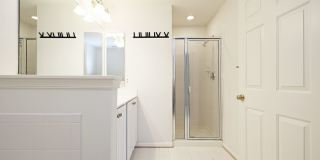 Pet-Friendly Cherry Hill Townhome Gallery 12