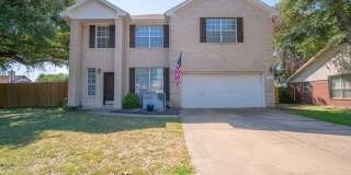 Spacious and Updated Home in Prime Location Gallery 1