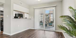 Glen at Highpoint Gallery 21