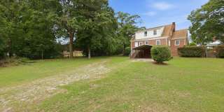 Gorgeous Home in Downtown Lillington! Gallery 3