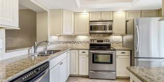 7430 Lake Breeze Drive unit: 206 Gallery 1