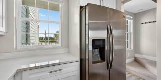 2 Bedroom 1.5 Bath Townhome Gallery 42