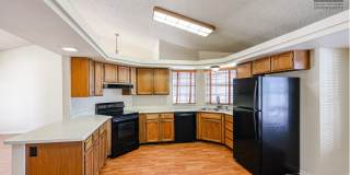 3Bed/2Bath House at 59th Ave/Union Hills! Ready for Immediate Move-In! Gallery 1