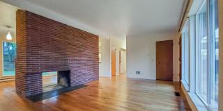 Cozy rambler with large outdoor space!!! Gallery 6