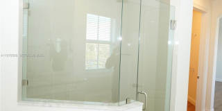9701 Blue Isle Bay Gallery 33